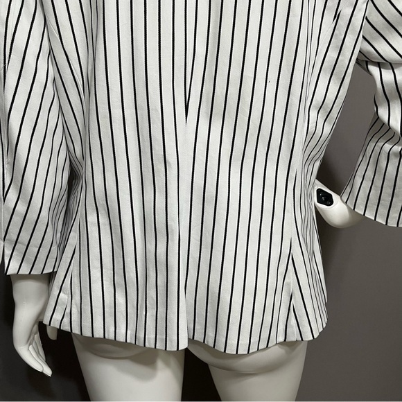 ⭐️Chaps White & Black Striped 100% Cotton Button Front Blazer / Jacket S… - Picture 6 of 9